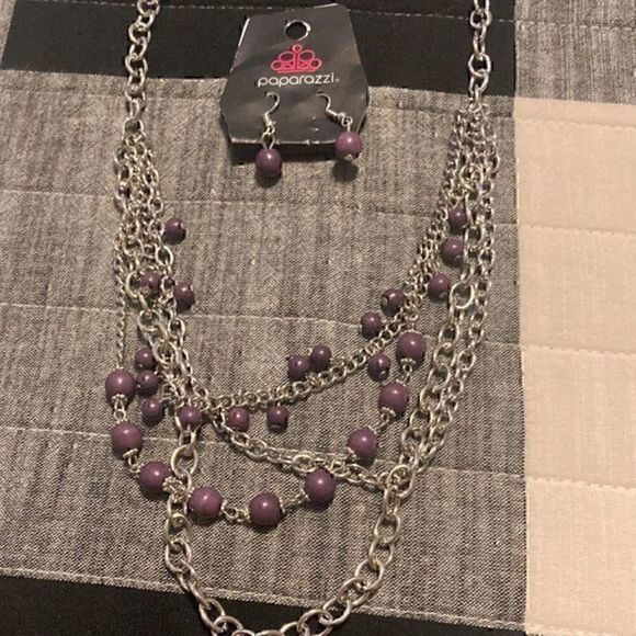 Paparazzi necklaces   - Picture 3 of 3